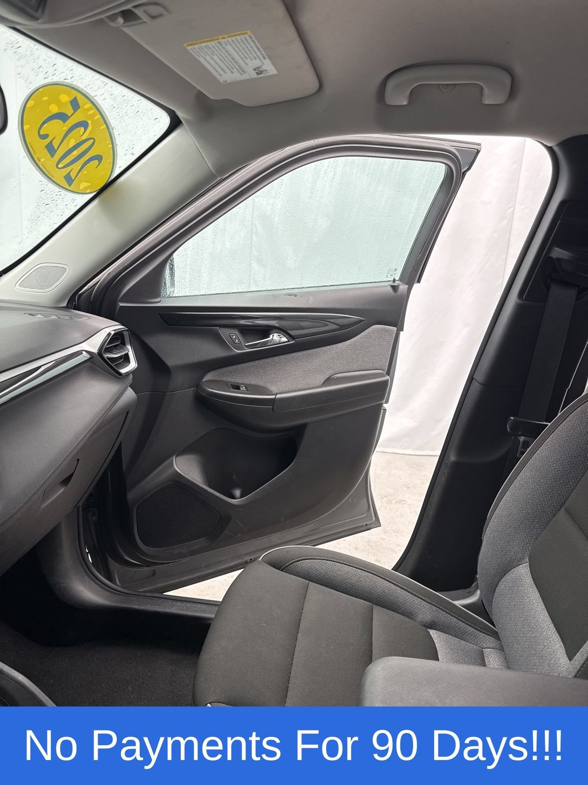 Used 2025 Chevrolet TrailBlazer LT AWD/4WD image 23