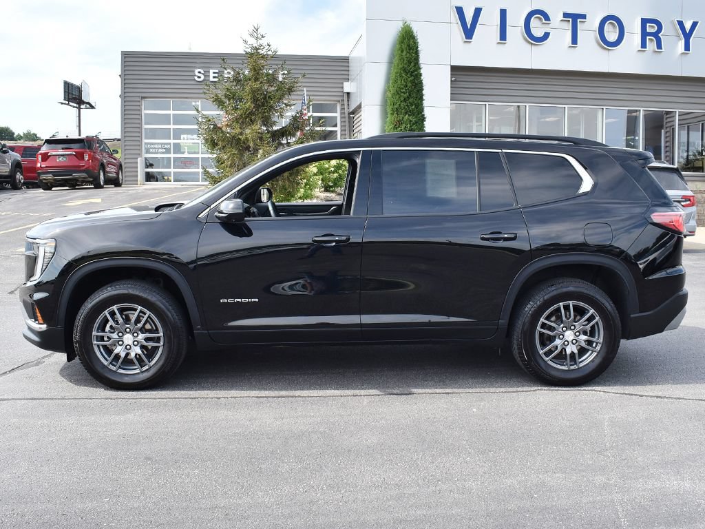 Used 2025 GMC Acadia Elevation AWD/4WD image 2