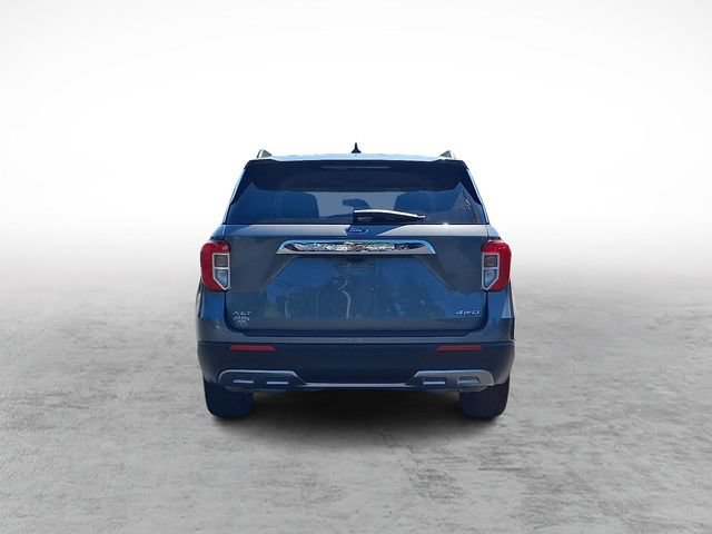 Certified 2023 Ford Explorer XLT w/ Equipment Group 202A AWD/4WD image 5