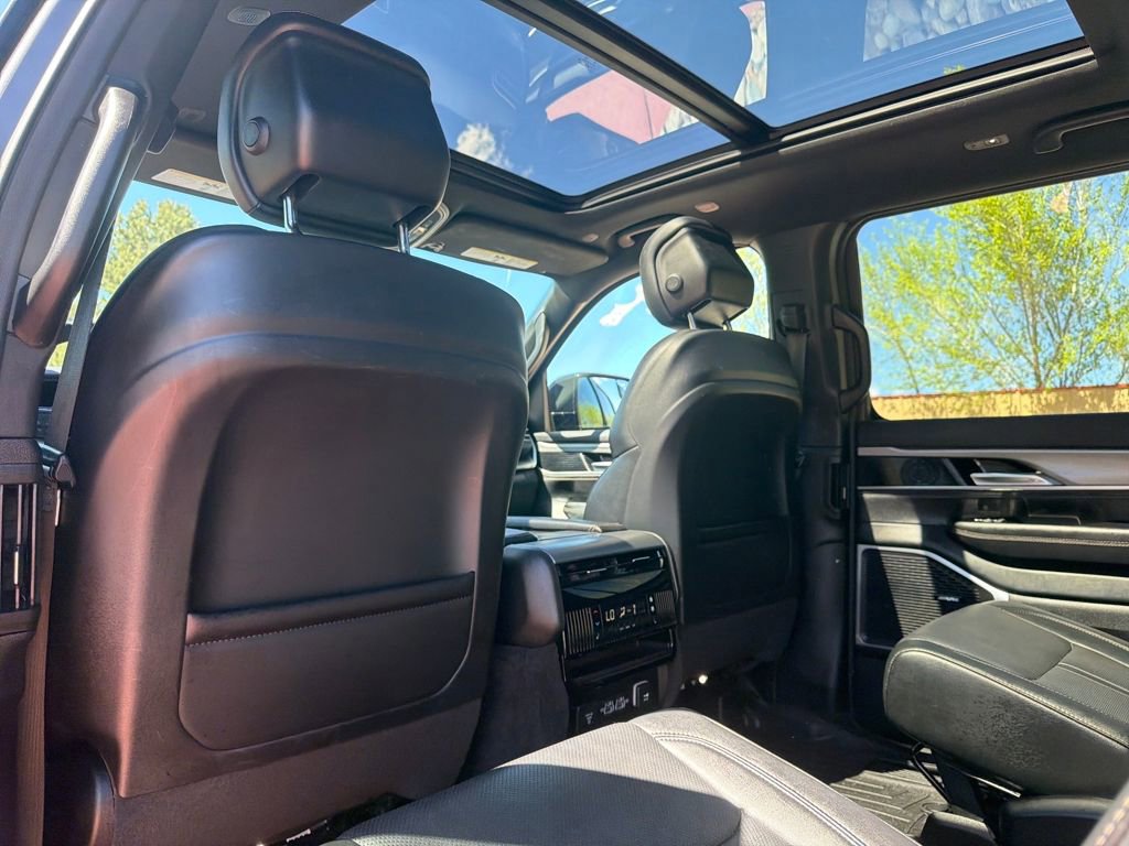 Used 2023 Jeep Wagoneer Series II image 22