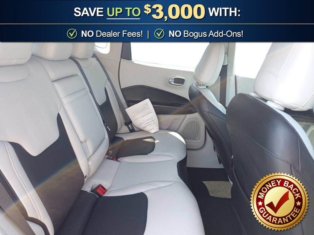 Used 2018 Jeep Compass Limited w/ Navigation Group AWD/4WD image 22