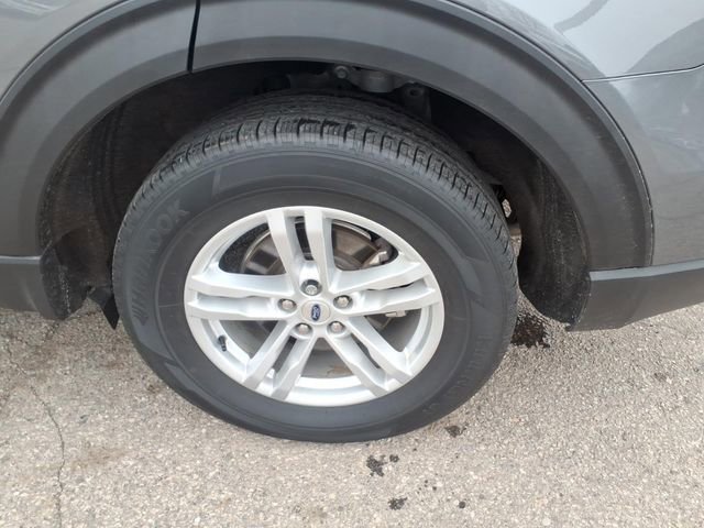 Certified 2023 Ford Explorer XLT w/ Equipment Group 202A image 11