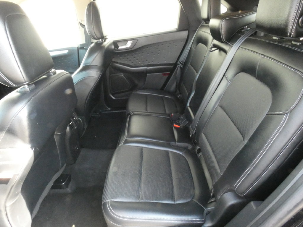 Certified 2020 Ford Escape SEL AWD/4WD image 32