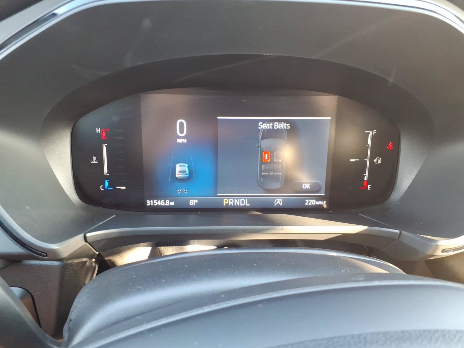 Certified 2025 Ford Escape ST-Line Select AWD/4WD image 18