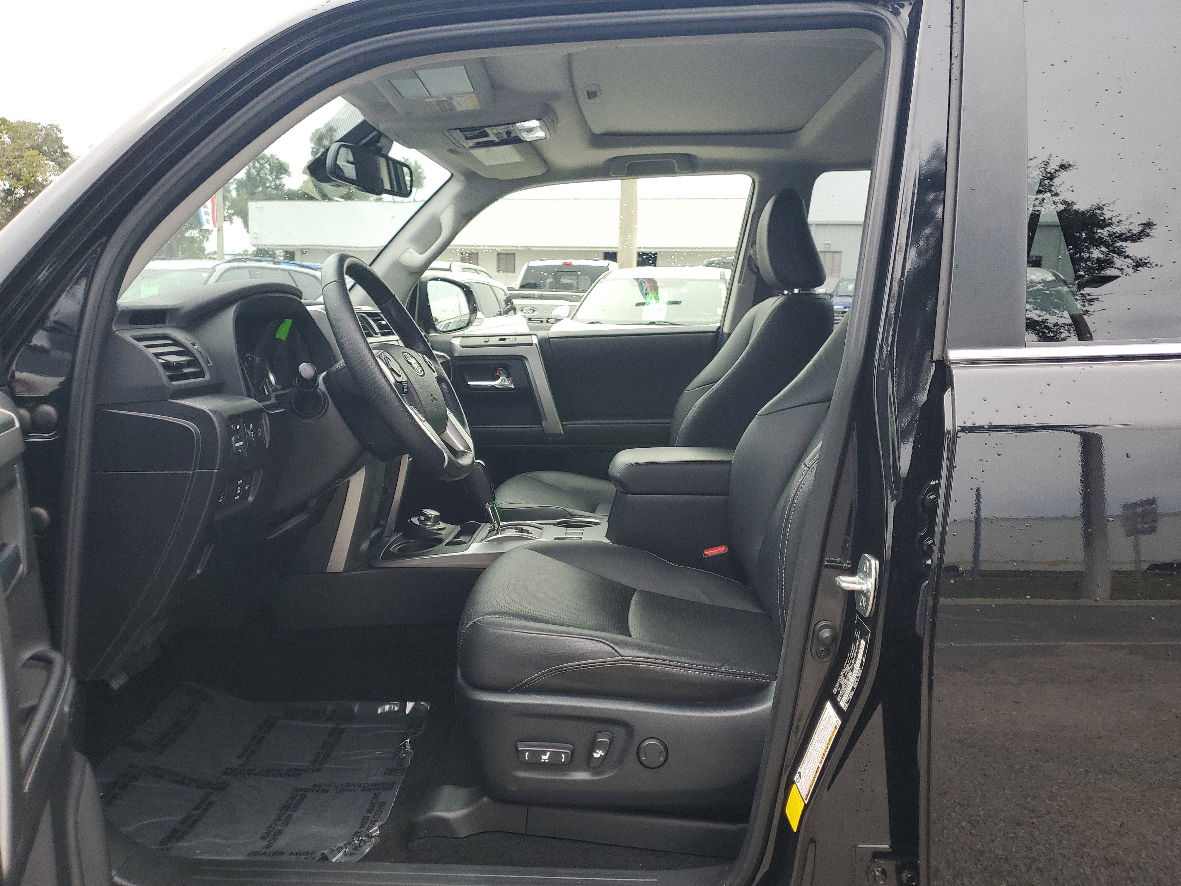 Used 2023 Toyota 4Runner Limited image 20