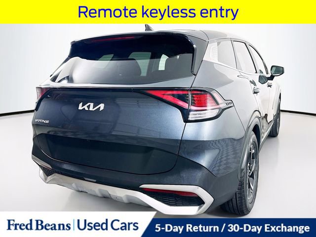 Used 2023 Kia Sportage LX image 9
