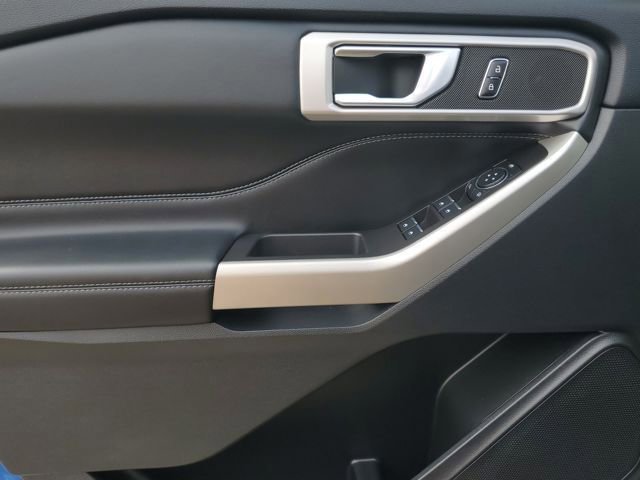 Certified 2023 Ford Explorer XLT w/ Equipment Group 202A image 26