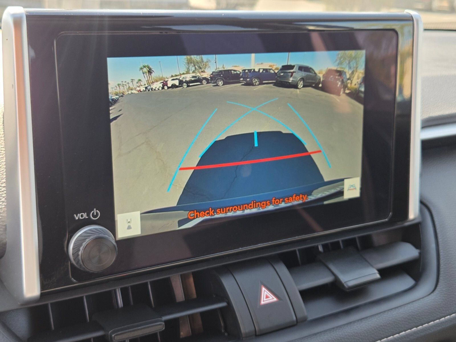 Used 2025 Toyota RAV4 XLE FWD image 21