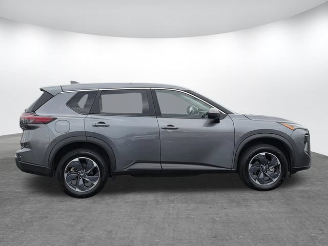 Used 2024 Nissan Rogue SV FWD video 3