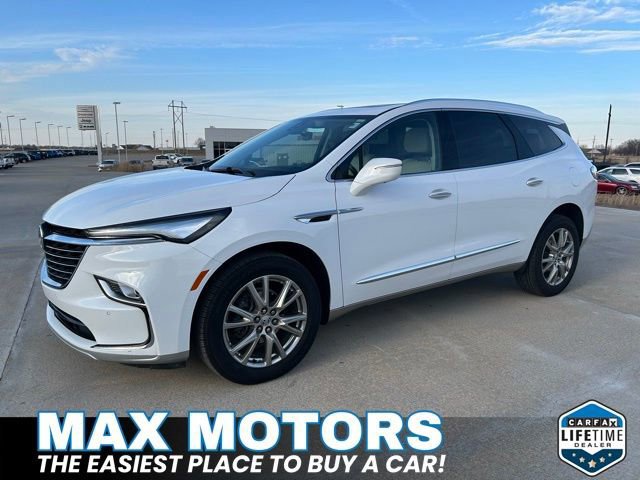 Used 2023 Buick Enclave Premium w/ Experience Buick Package image 2