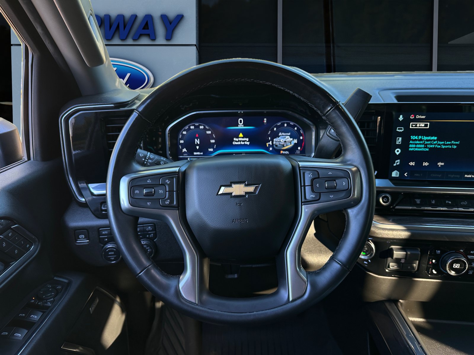 Used 2025 Chevrolet Silverado 2500 LTZ w/ LTZ Plus Package AWD/4WD image 14