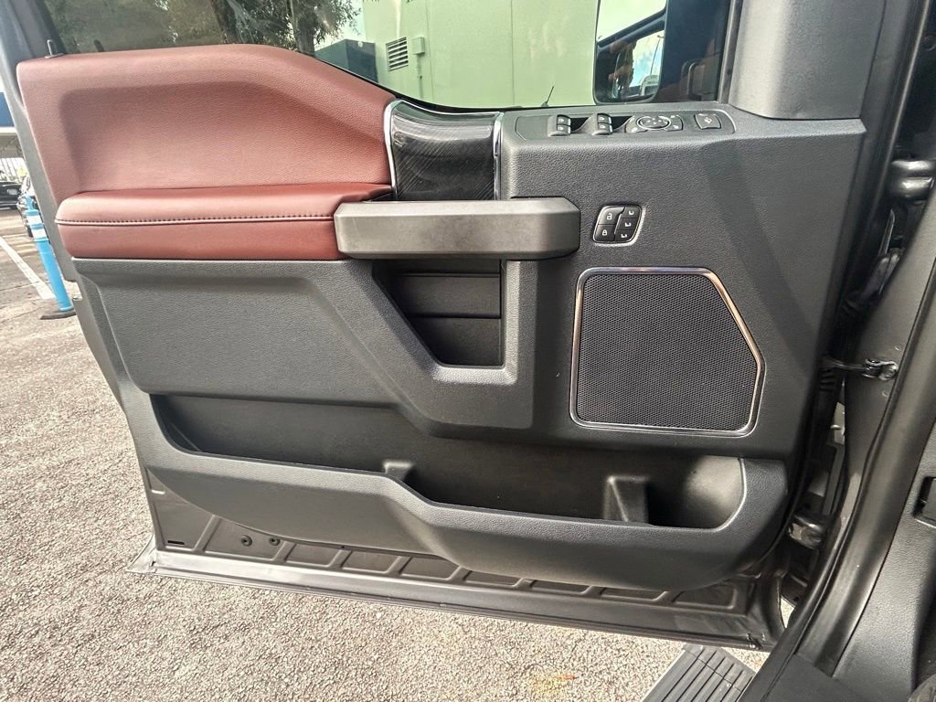 Certified 2022 Ford F350 Platinum image 44