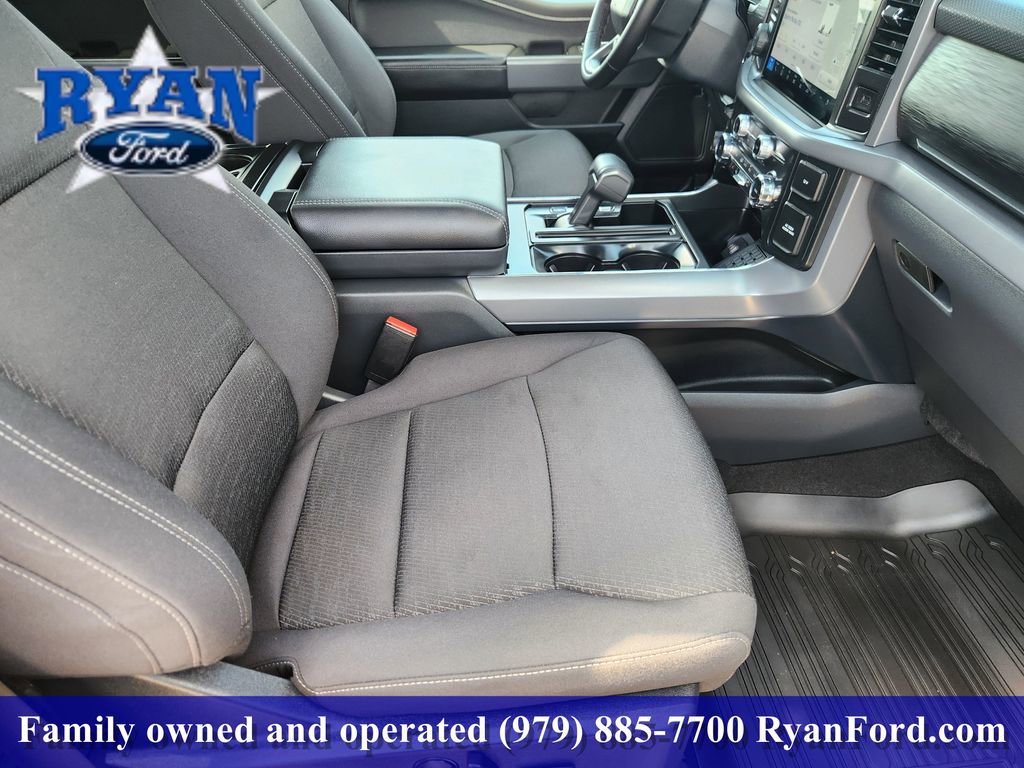 Certified 2025 Ford F150 XLT w/ Equipment Group 302A MID AWD/4WD image 9