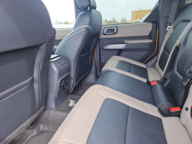 Certified 2022 Ford Bronco Wildtrak image 9