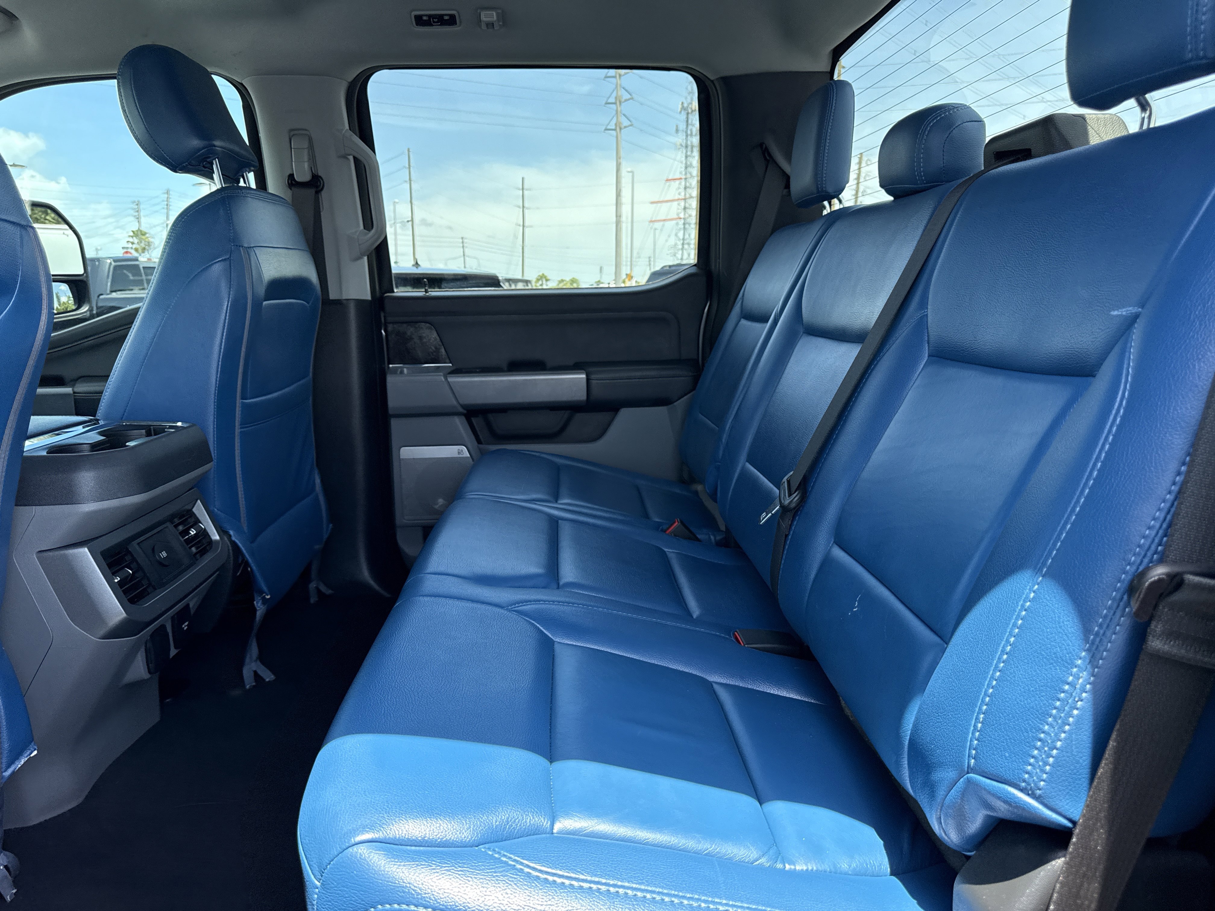 Certified 2023 Ford F350 XLT w/ XLT Premium Package AWD/4WD image 15