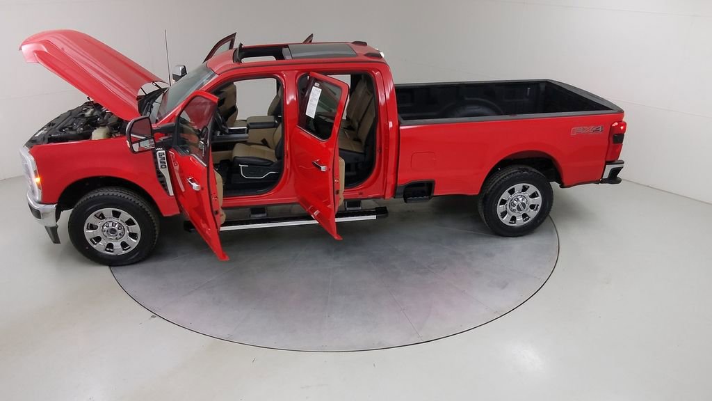 Certified 2024 Ford F350 Lariat w/ Chrome Package AWD/4WD image 58