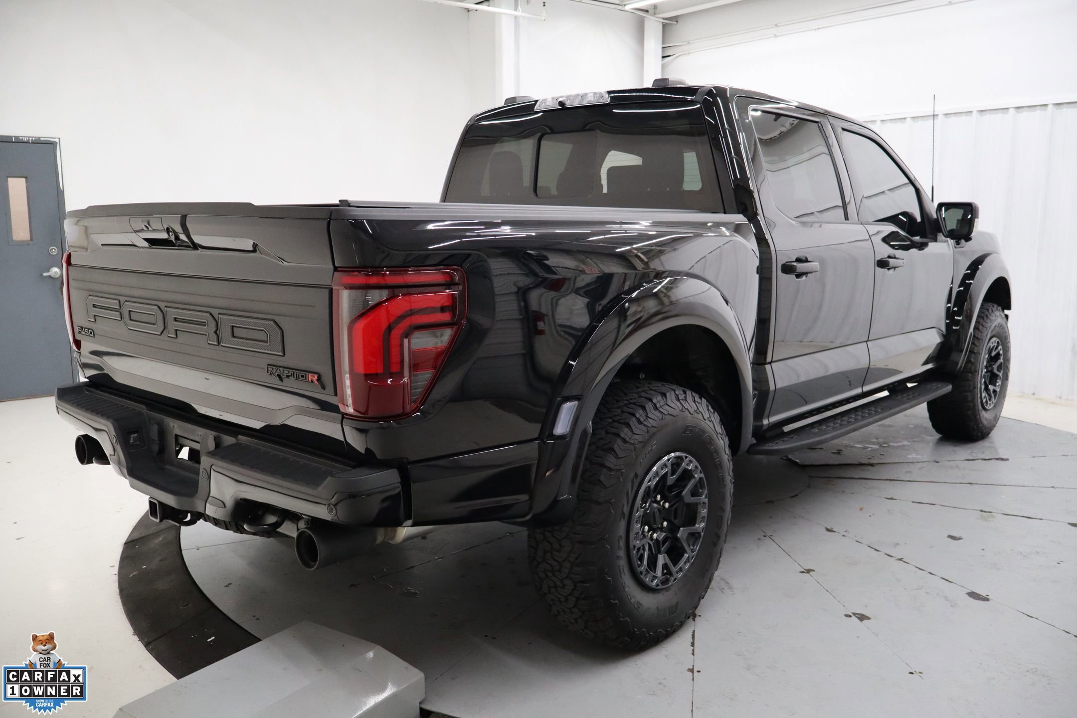 Certified 2025 Ford F150 Raptor w/ Equipment Group 803A Raptor R image 2