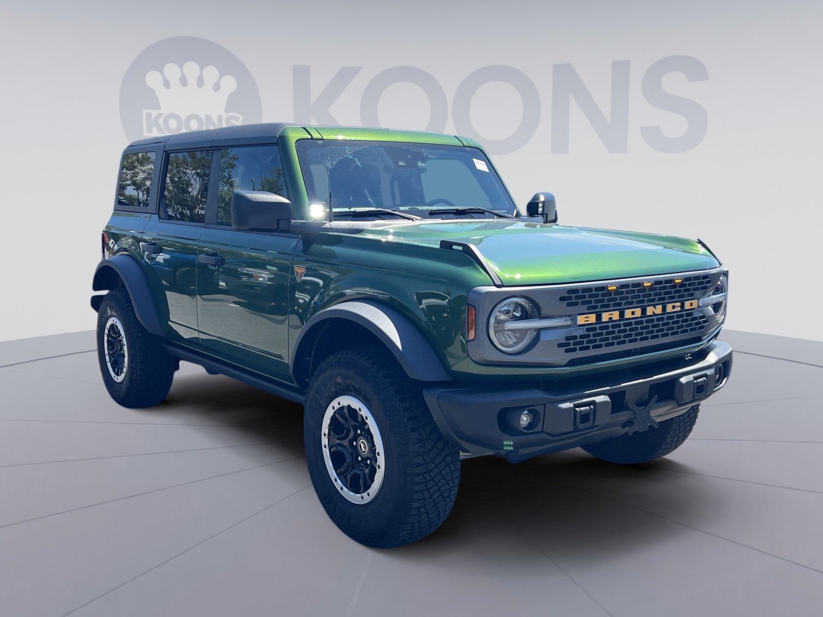 Certified 2023 Ford Bronco Badlands w/ Sasquatch Package AWD/4WD image 18