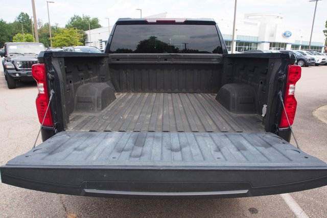 Used 2022 Chevrolet Silverado 1500 Custom AWD/4WD image 7
