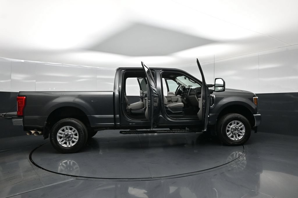Certified 2019 Ford F250 XL w/ STX Appearance Package AWD/4WD image 5