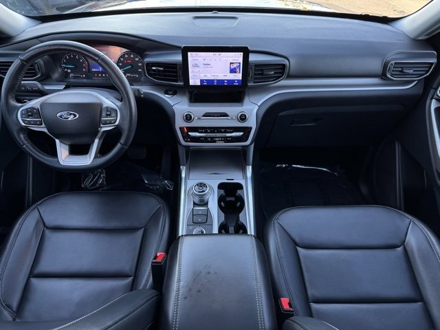 Certified 2023 Ford Explorer XLT w/ Equipment Group 202A image 11