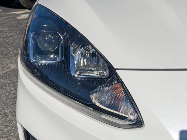 Certified 2020 Ford Escape SE image 11