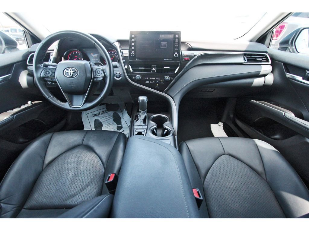 Used 2021 Toyota Camry XSE FWD image 11