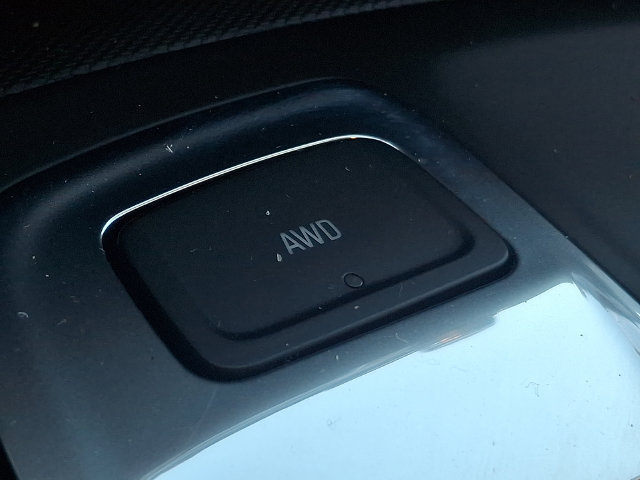 Used 2020 Chevrolet Equinox LT AWD/4WD image 26