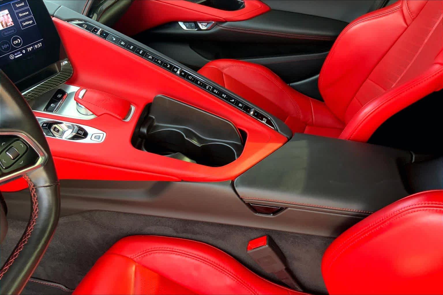 Used 2022 Chevrolet Corvette Stingray Preferred Conv w/ Z51 Performance Package RWD image 17