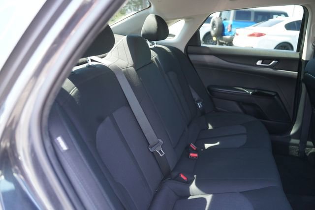 Used 2022 Kia K5 LXS FWD image 16