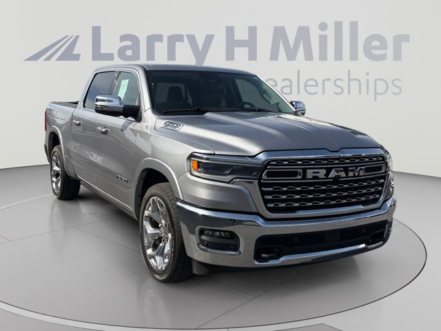 Used 2025 RAM 1500 Limited AWD/4WD image 7