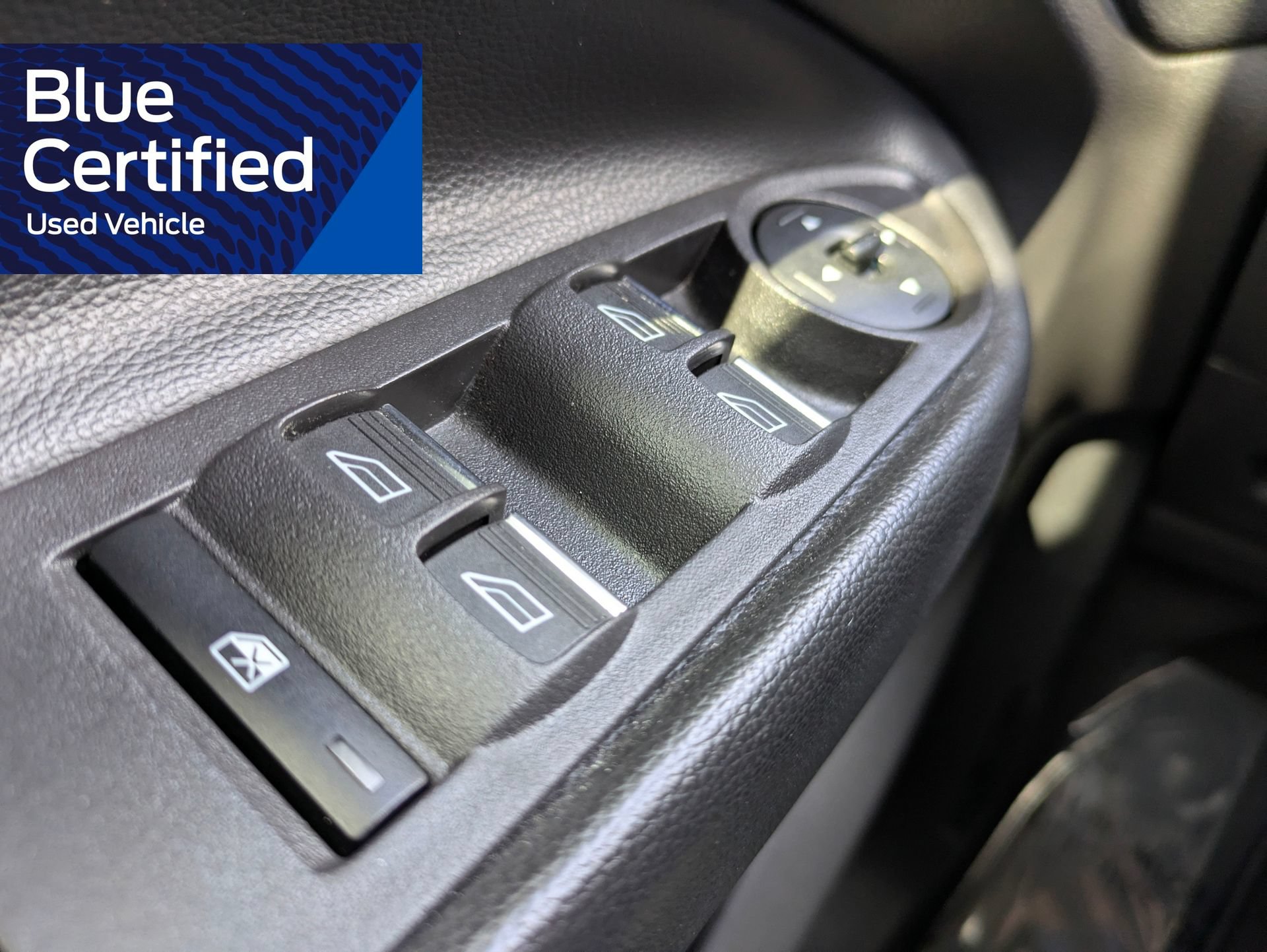 Certified 2019 Ford Escape SEL AWD/4WD image 28