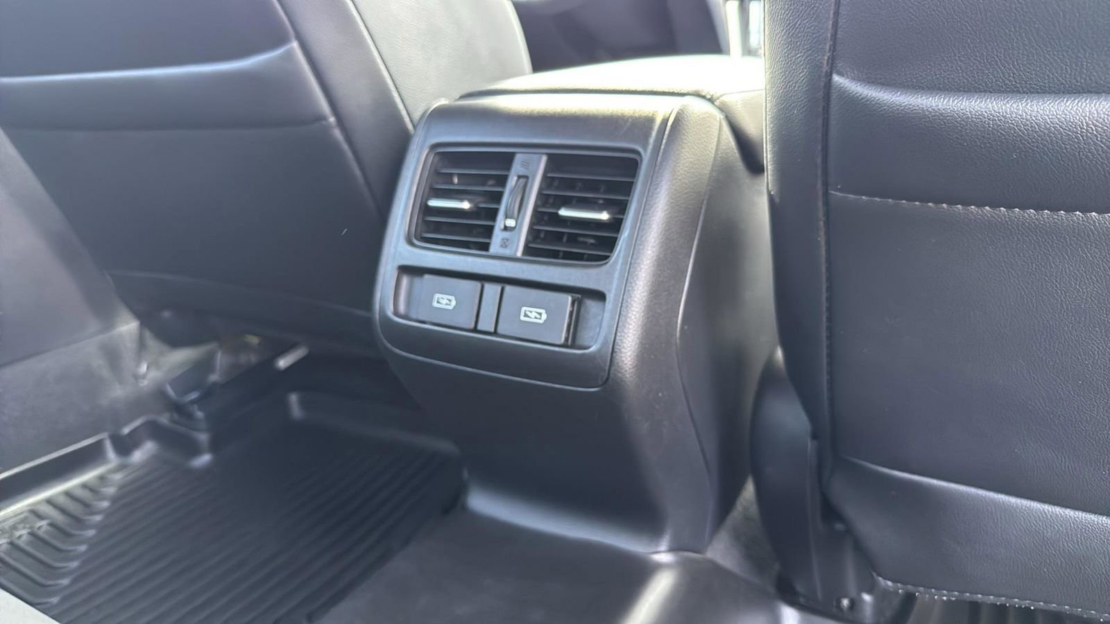 Used 2021 Honda Accord EX-L image 28