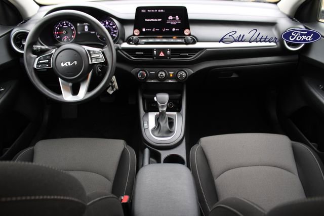 Used 2023 Kia Forte LXS image 13