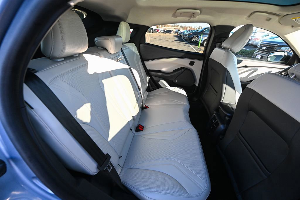 Certified 2022 Ford Mustang Mach-E Premium image 31