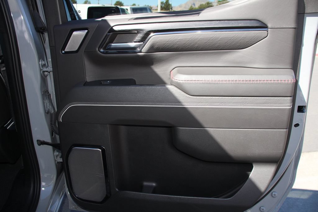 Used 2024 GMC Sierra 1500 AT4X AWD/4WD image 25