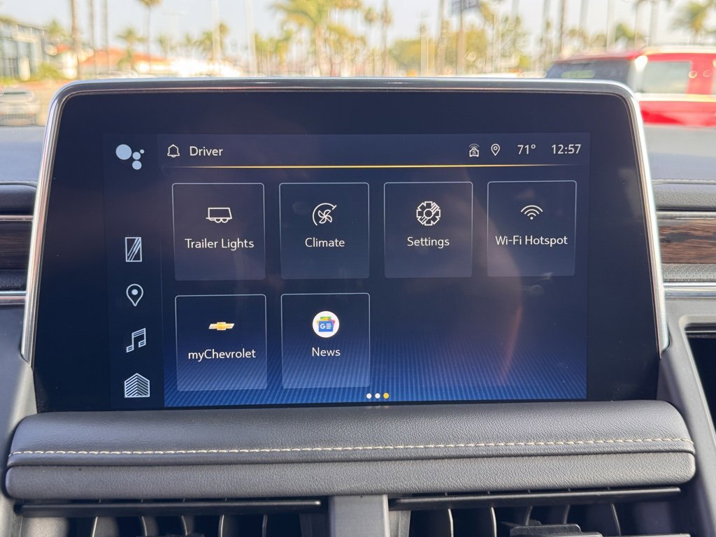 Used 2023 Chevrolet Suburban Premier image 28