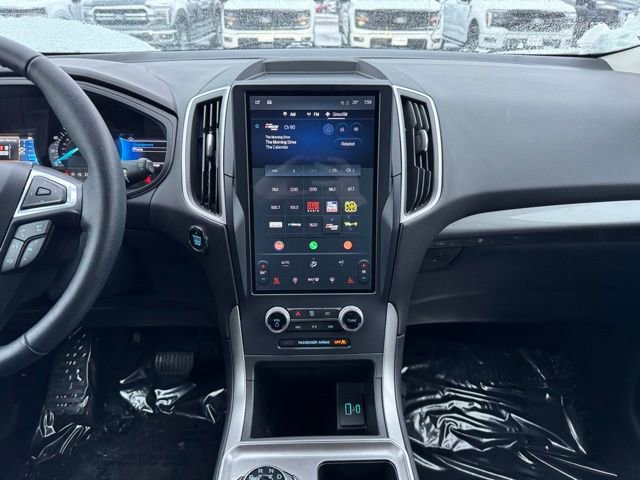 Certified 2023 Ford Edge SEL w/ Convenience Package image 7
