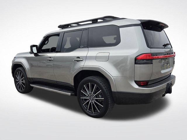 Used 2024 Lexus GX 550 w/ Accessory Package (2T) AWD/4WD image 7