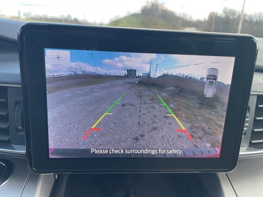 Certified 2022 Ford Explorer XLT w/ Equipment Group 202A image 17