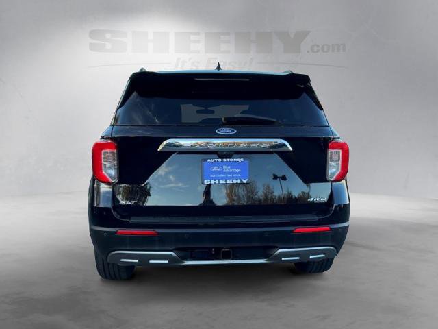 Certified 2022 Ford Explorer XLT w/ Equipment Group 202A image 15