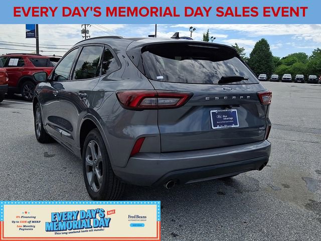 Certified 2024 Ford Escape ST-Line AWD/4WD image 8