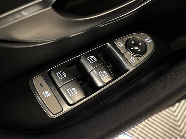 Used 2018 Mercedes-Benz E 300 E 300 image 16