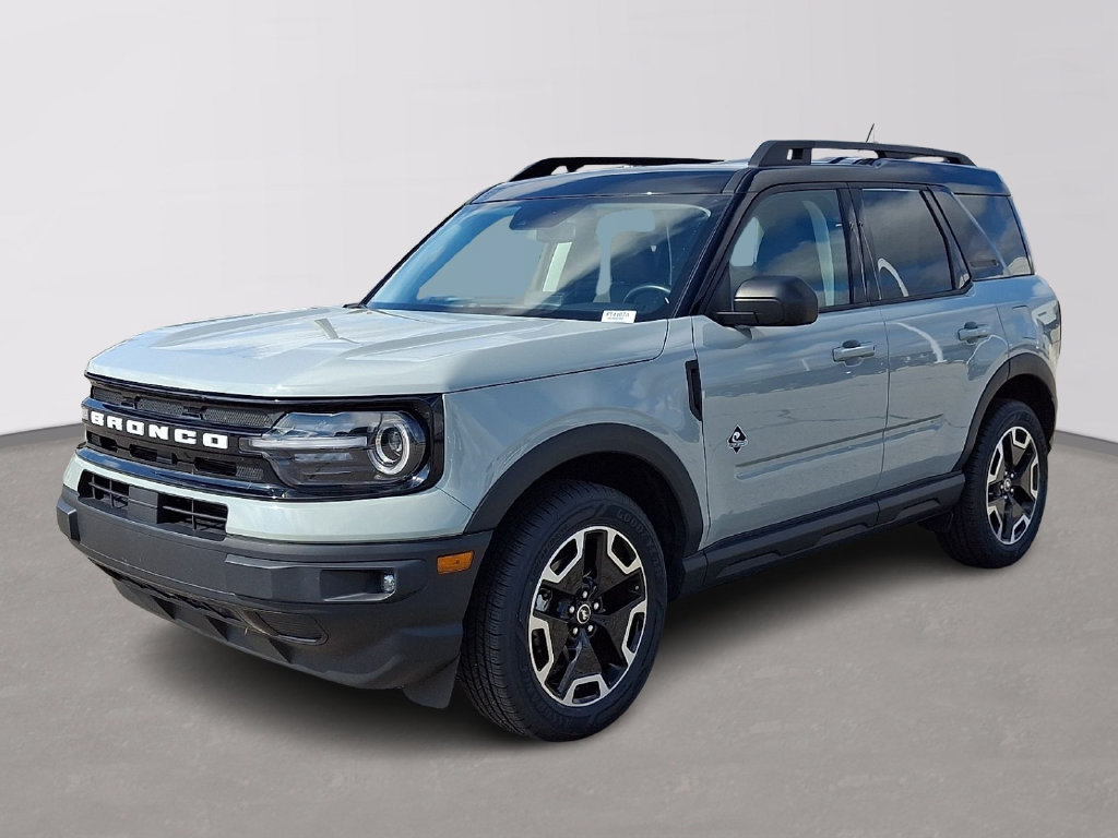 Certified 2024 Ford Bronco Sport Outer Banks w/ Tech Package AWD/4WD image 3