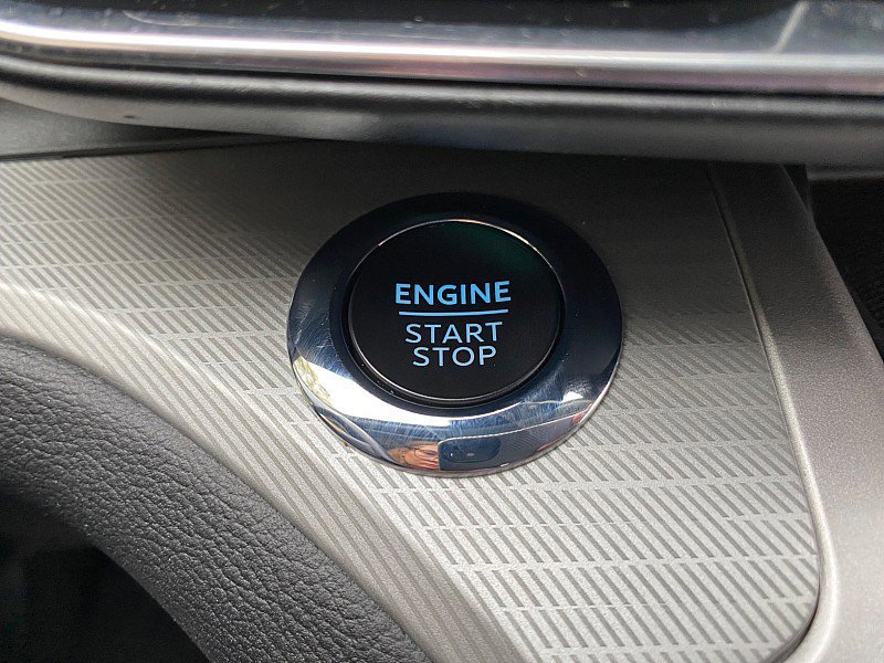 Certified 2022 Ford Explorer XLT w/ Equipment Group 202A image 46