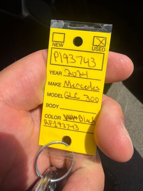 Used 2024 Mercedes-Benz GLC 300 4MATIC image 38