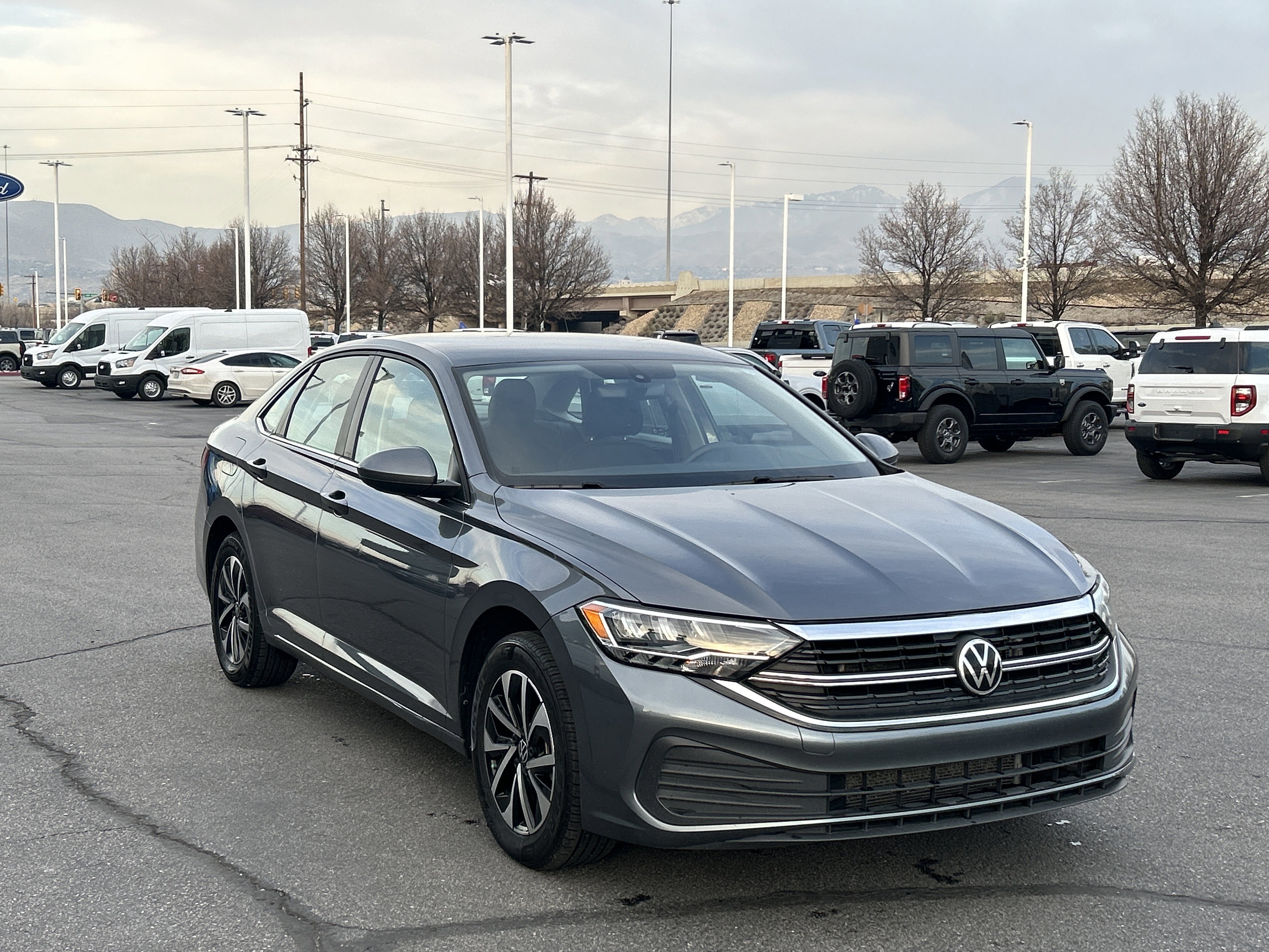 Used 2023 Volkswagen Jetta S image 7