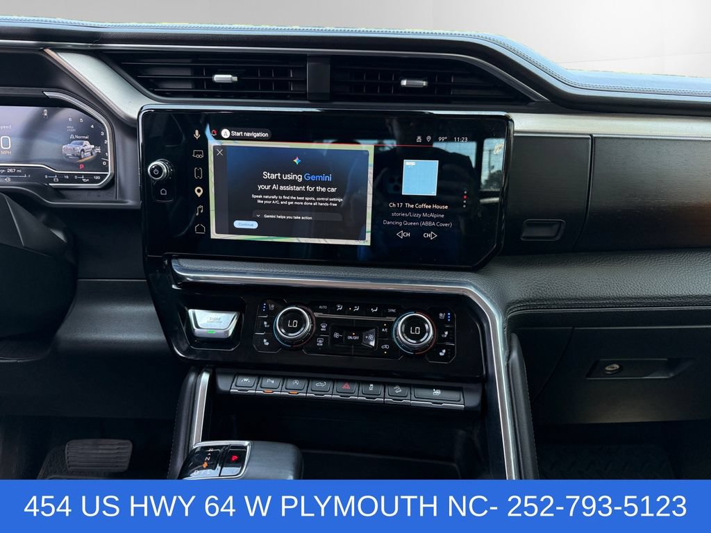 Used 2023 GMC Sierra 1500 Denali w/ Technology Package AWD/4WD image 11