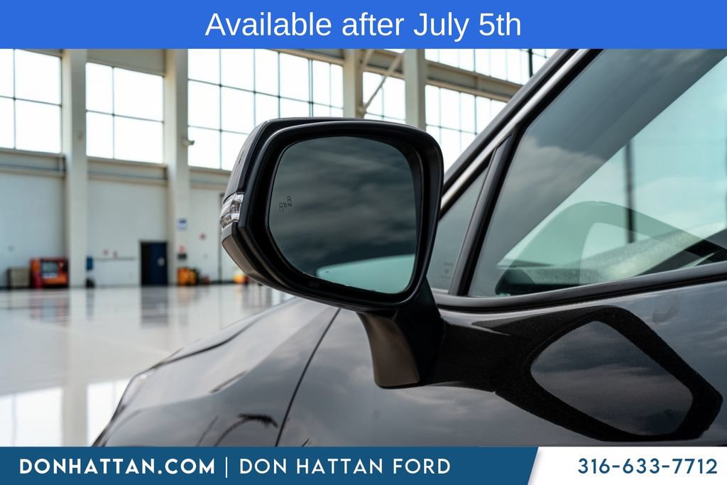 Used 2024 Toyota RAV4 XLE FWD image 30