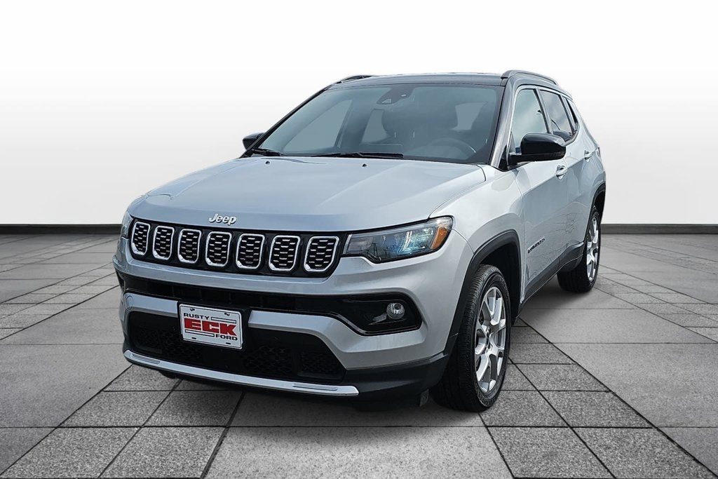 Used 2025 Jeep Compass Limited AWD/4WD image 1